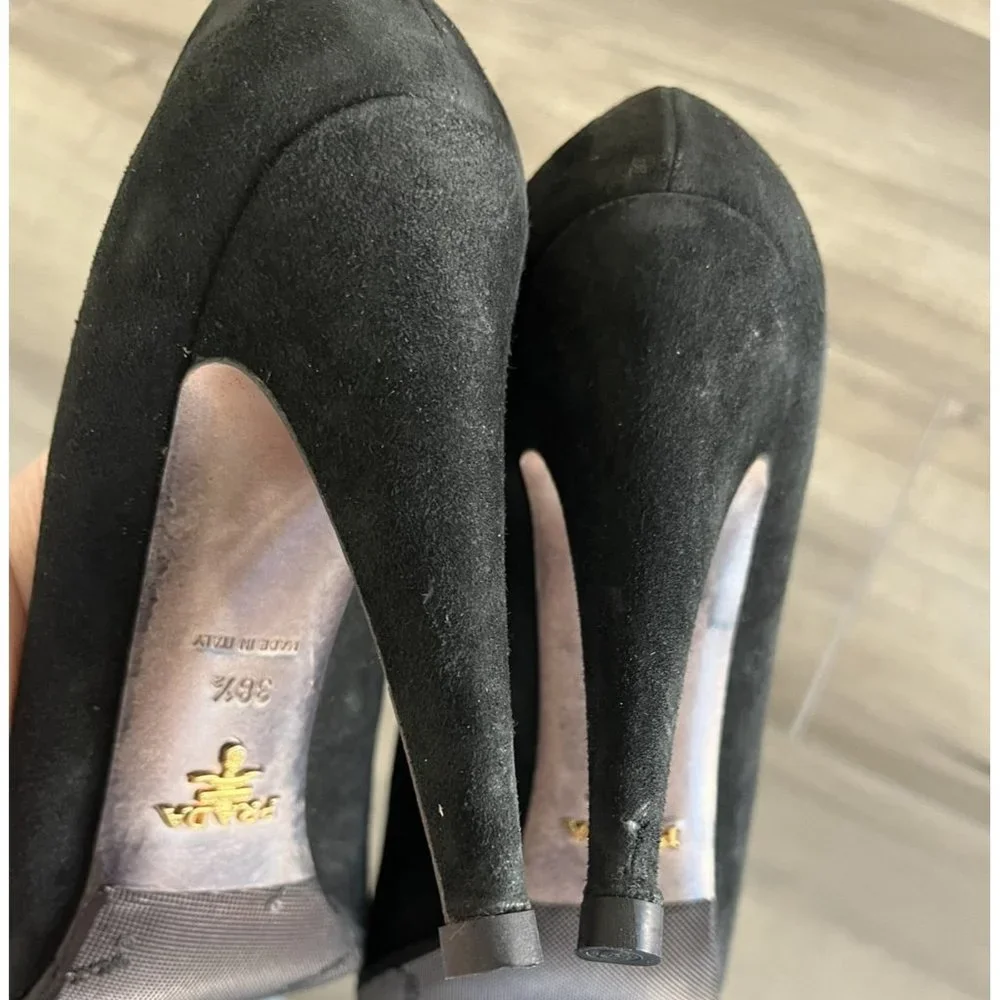 Prada Black Suede Open Toe Bow Pump All new Vibram Soles & Heel Taps Size 38-1/2 - Picture 5 of 12